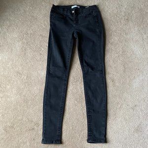 Mudd Black Skinny Jeans, Size 3 (Juniors)